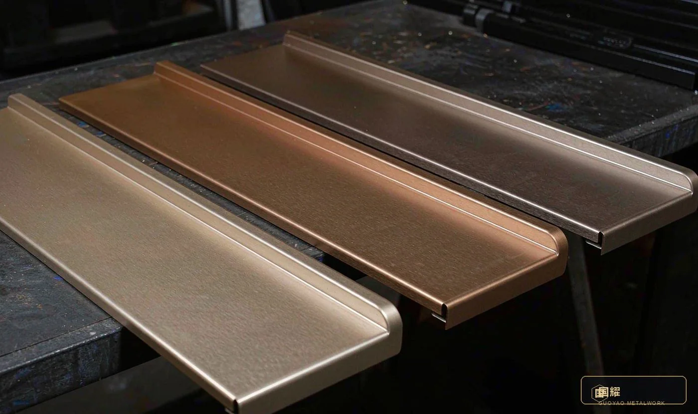 Same-batch colour difference across three champagne-gold PVD panels