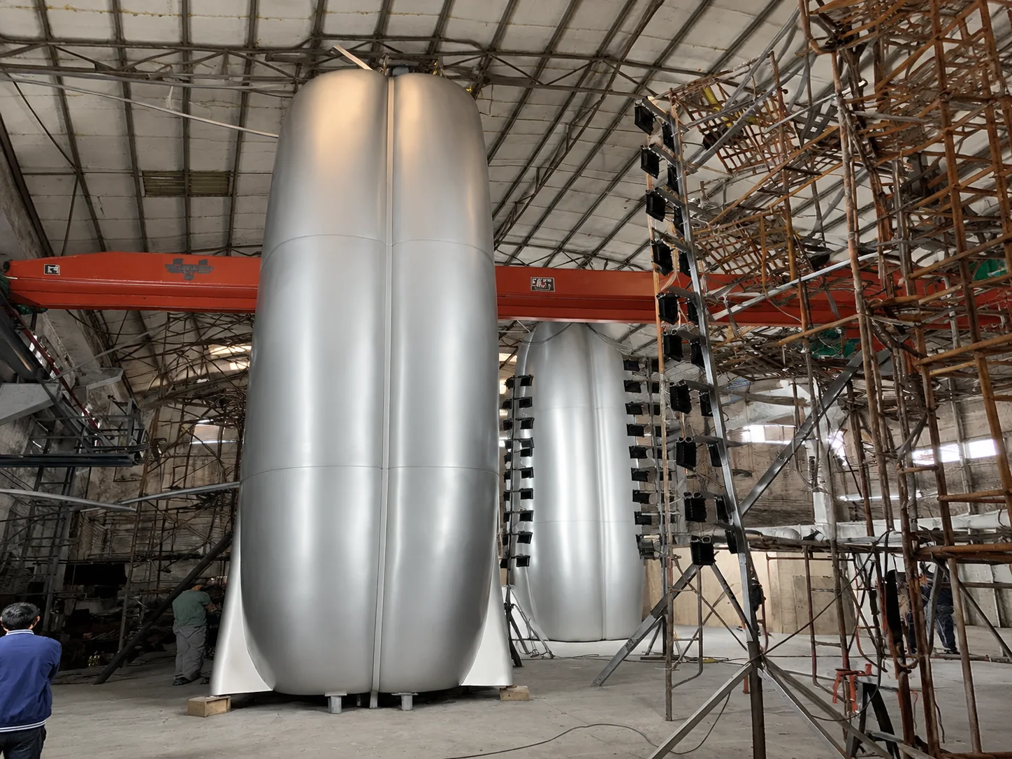 The top of the assembled shell